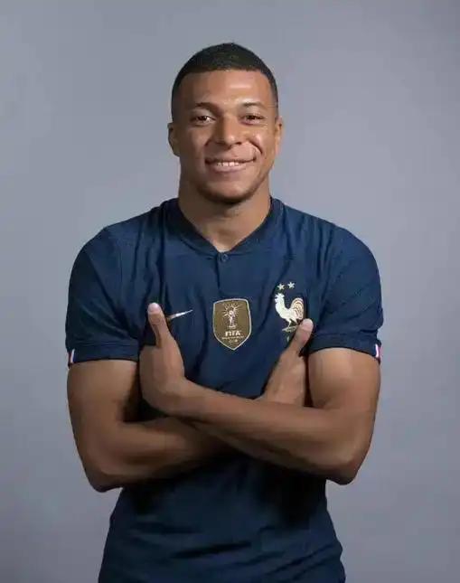 开云 官网-坎德拉建议姆巴佩的位置后撤,楚阿梅尼要用好自己的多面性